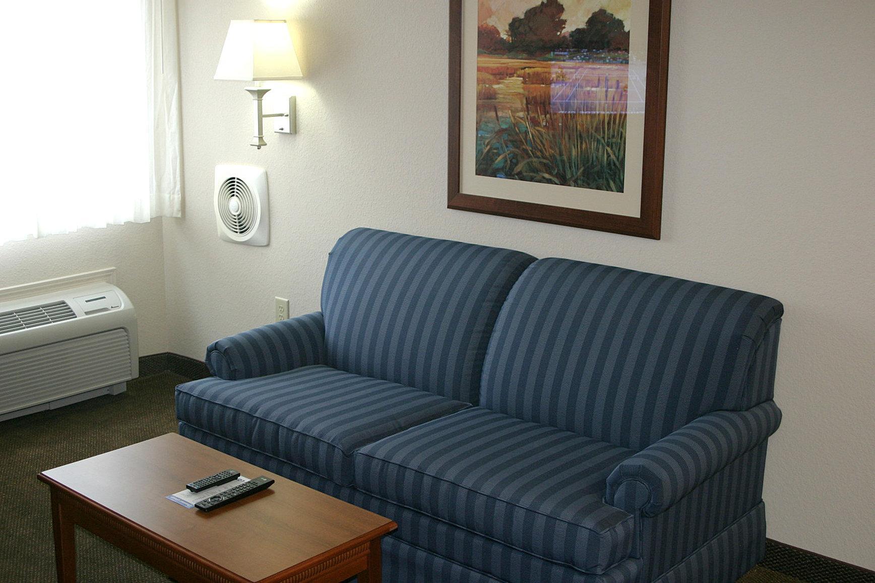 Candlewood Suites Macon, An Ihg Hotel Room photo